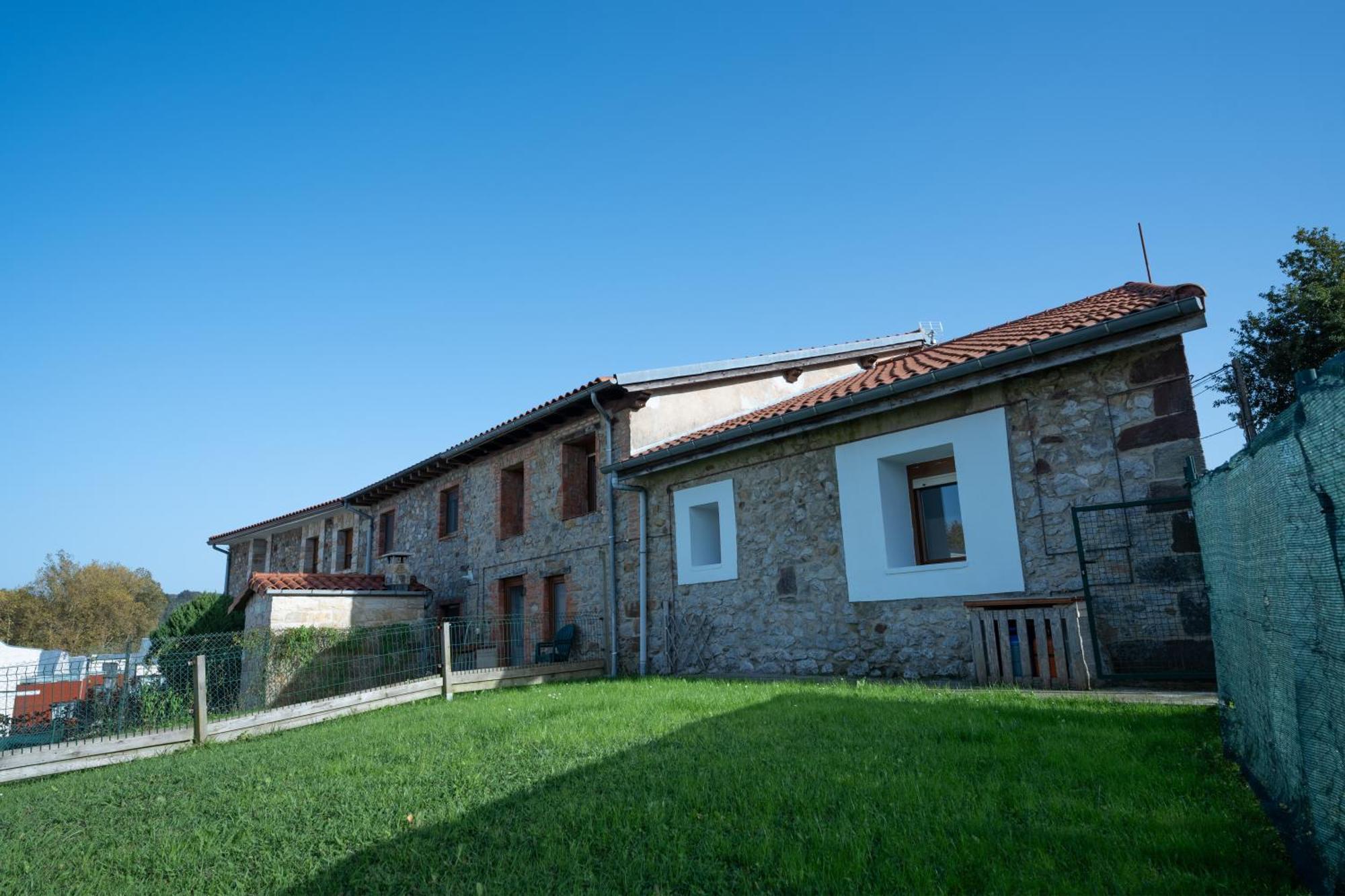 La Casita Del Puente Viejo Holiday home Oruna